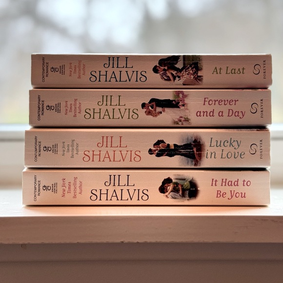 Jill Shalvis book bundle - Picture 1 of 1